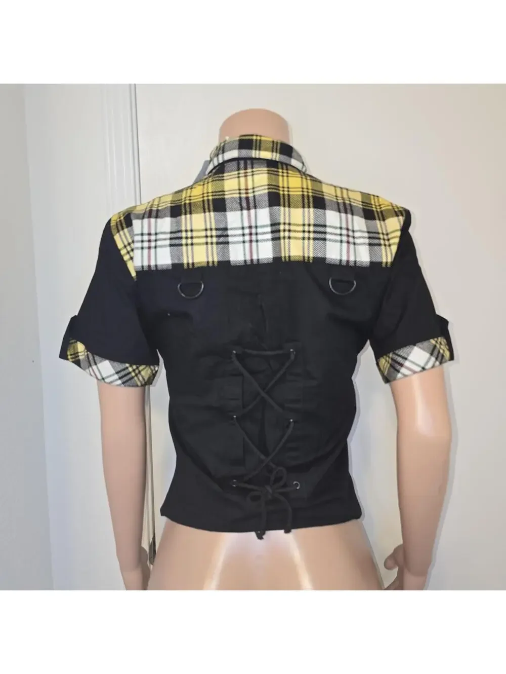 Dead Threads Women's Black Yellow Tartan Plaid Punk Blouse Sz M Collared Alt - Picture 4 of 12